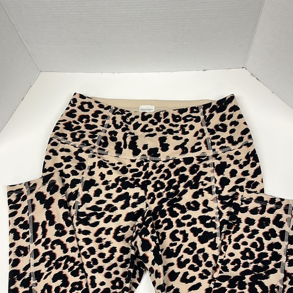 Zenergy by Chico’s Leopard Print Leggings - Picture 3 of 5
